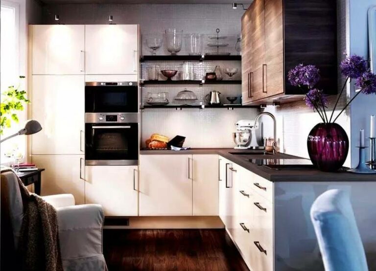 Modern Interior Kitchen Design 2025