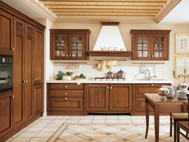 Solid Wood Kitchen Style Design Trends 2025