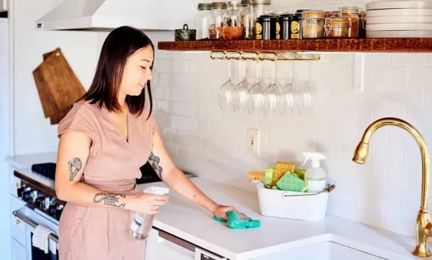How to quickly clean the kitchen